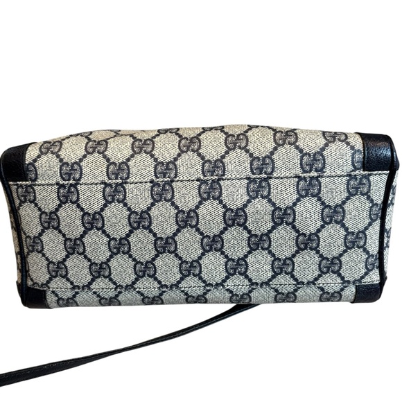 Vintage 80’s Gucci Monogram Navy Crossbody Bag - Picture 6 of 16